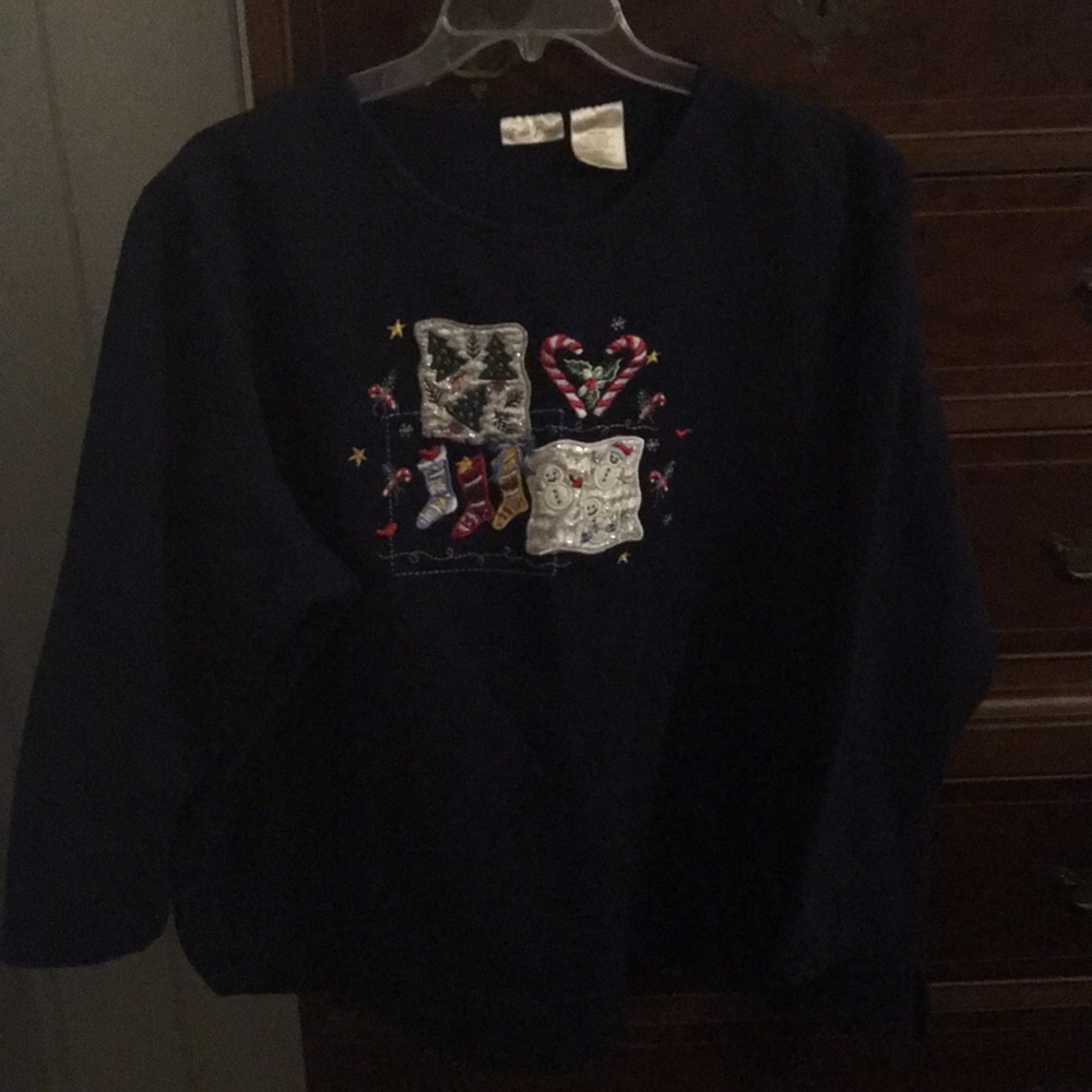 Sweatshirt
